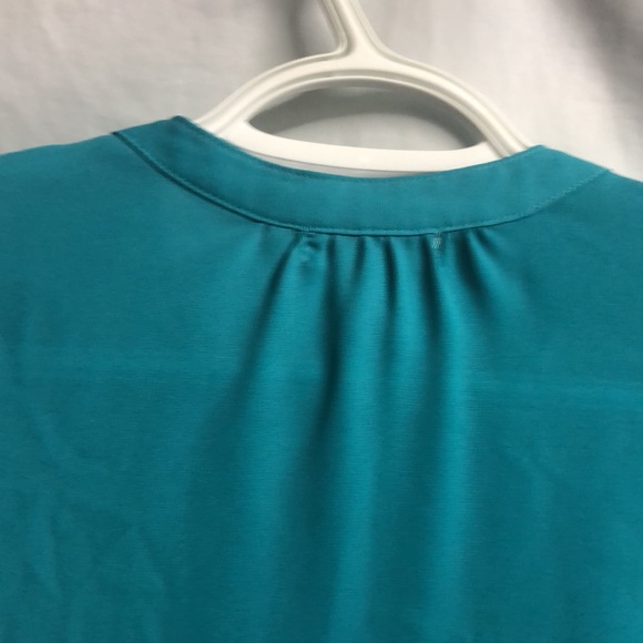 Gorgeous blue v neck blouse with button sleeves small - Picture 10 of 12